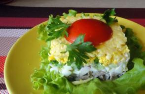 Domuz dili salatası: lezzetli tarifler